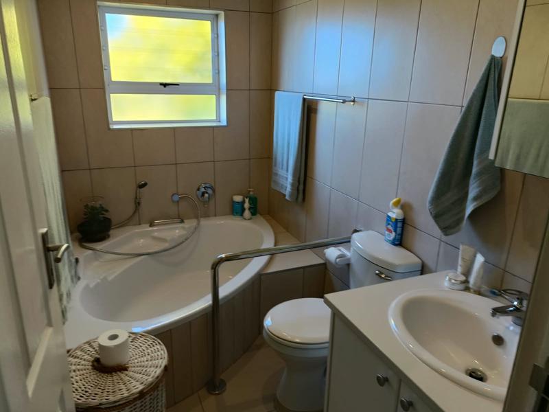 2 Bedroom Property for Sale in Groenkloof Retirement Village Western Cape